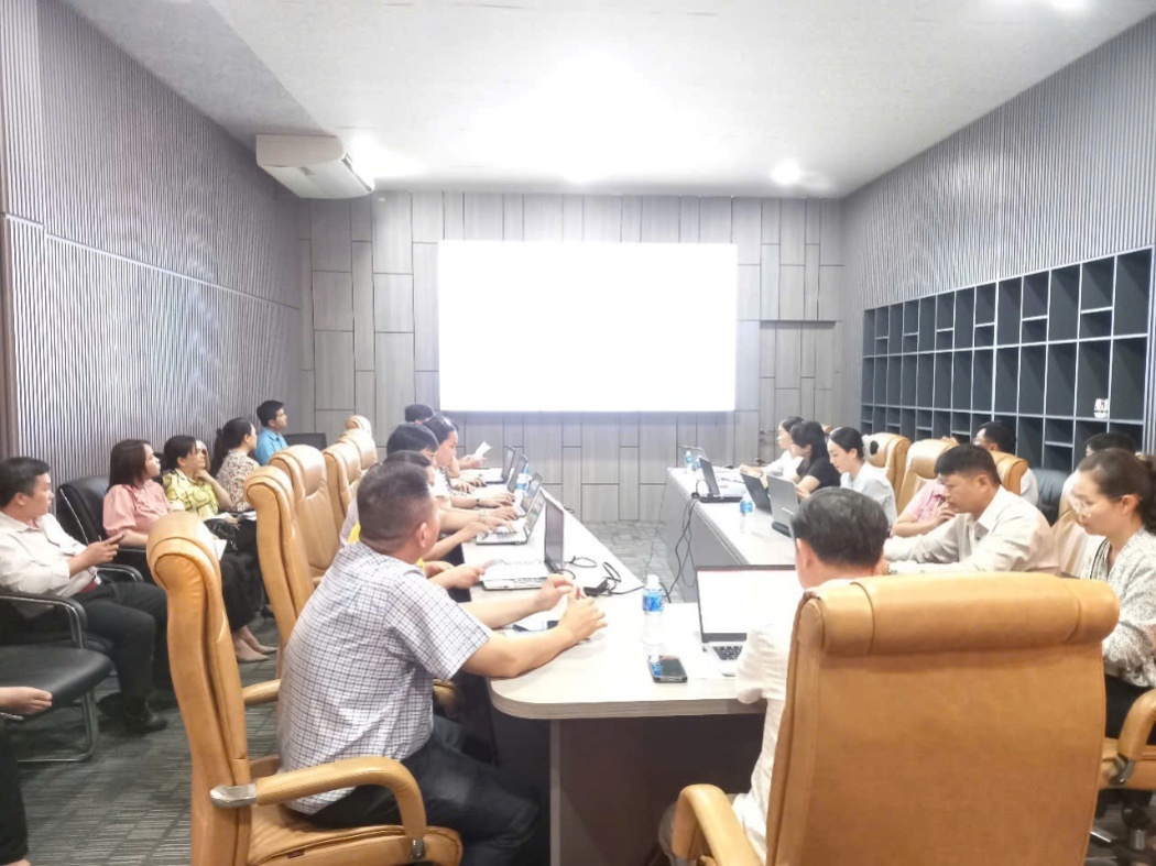 Tham dự tập huấn rà soát, đơn giản hoá TTHC nội bộ năm 2025