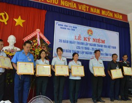 KyNiem-70Nam-2015-2.jpg