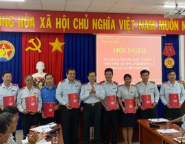HoiNghiSoKet6Thang2020-TraoQD-TTraChinh-2.jpg